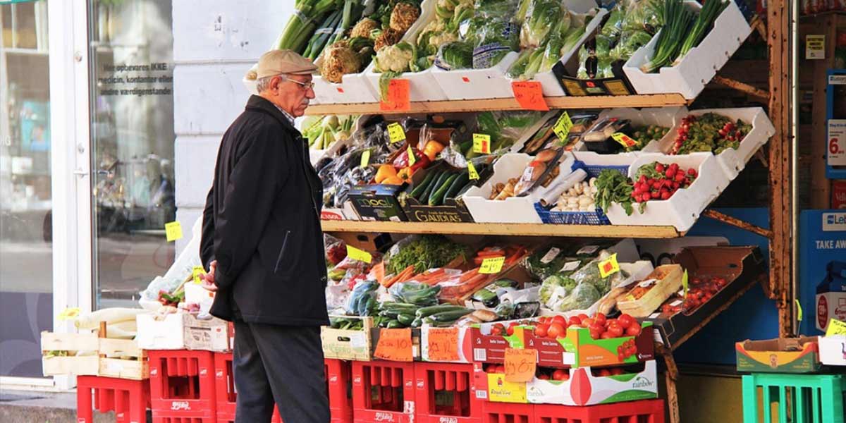 Inizia la spesa di Natale, arance e zucchine salate: +40% dei prezzi